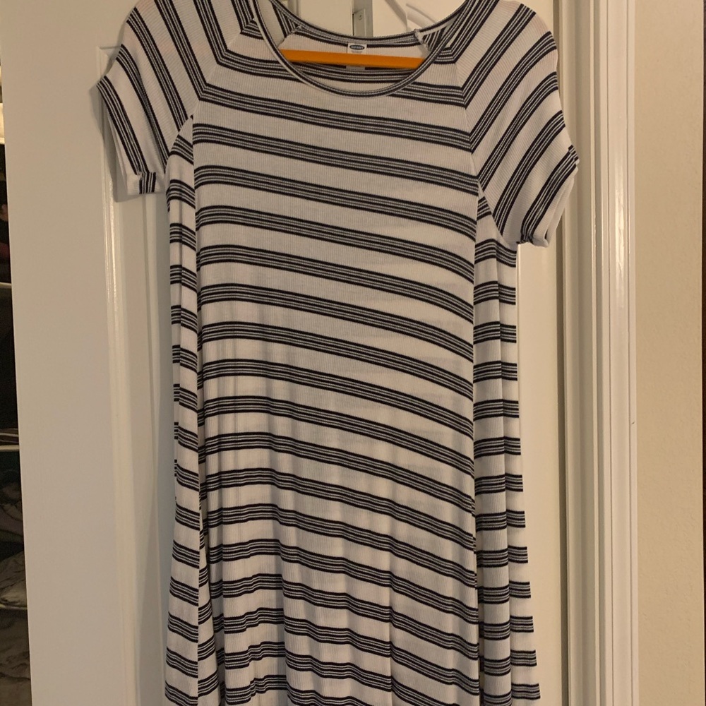 Short Old Navy dress